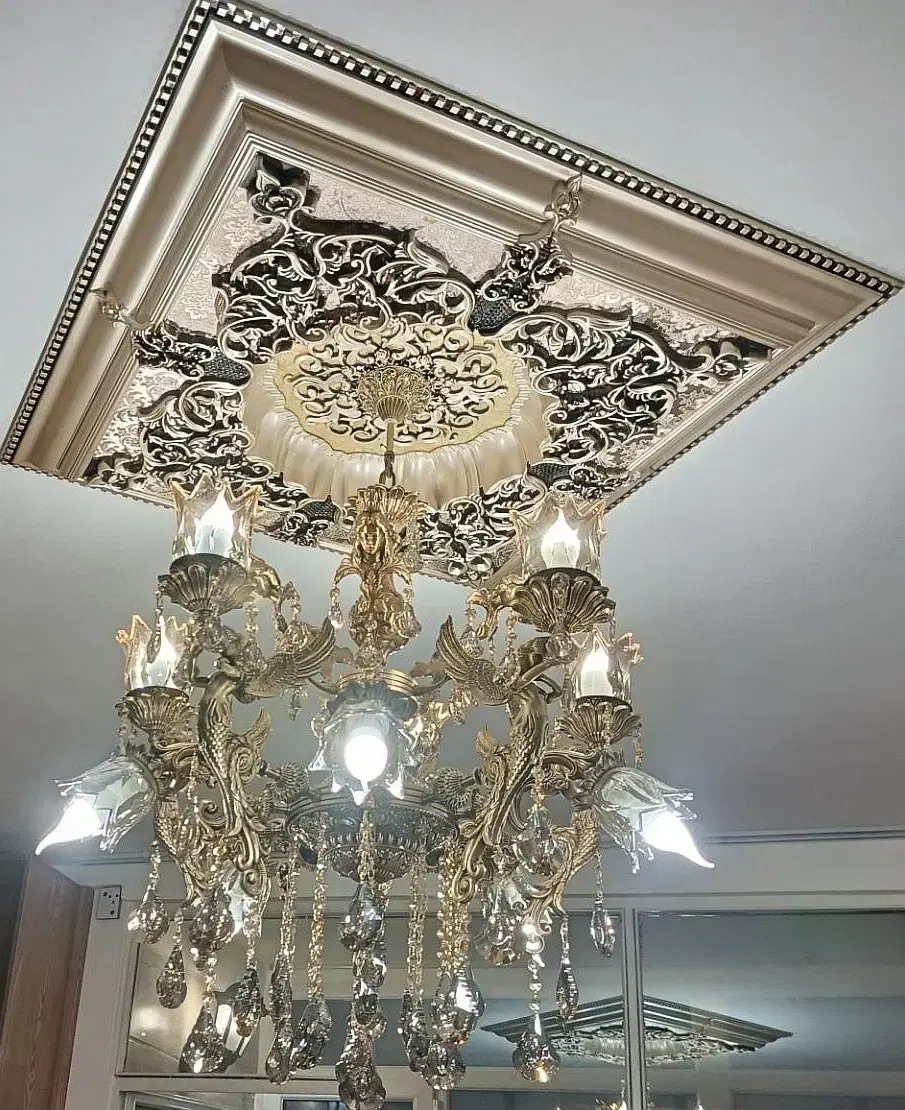 لوستر فروشی